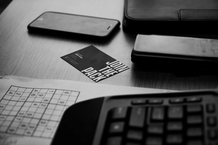 Contact wolfram chain